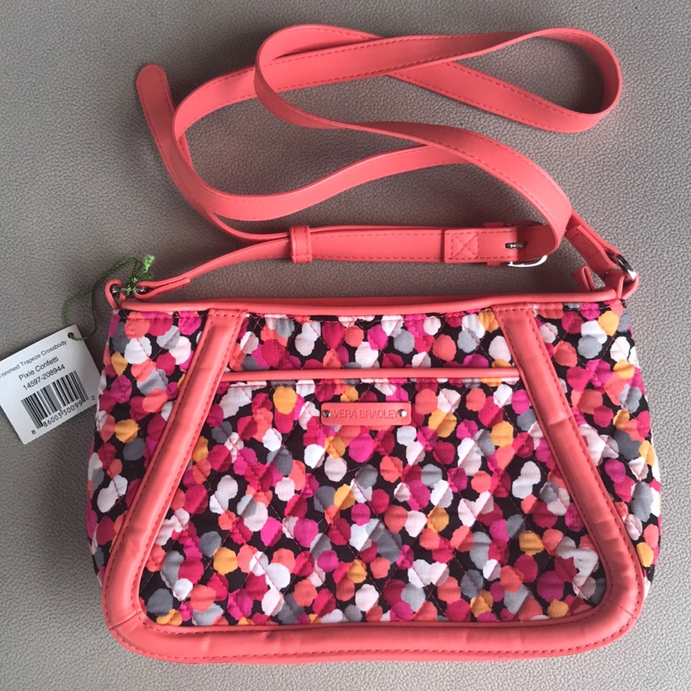 GORGEOUS VERA BRADLEY Trimmed Trapeze Crossbody